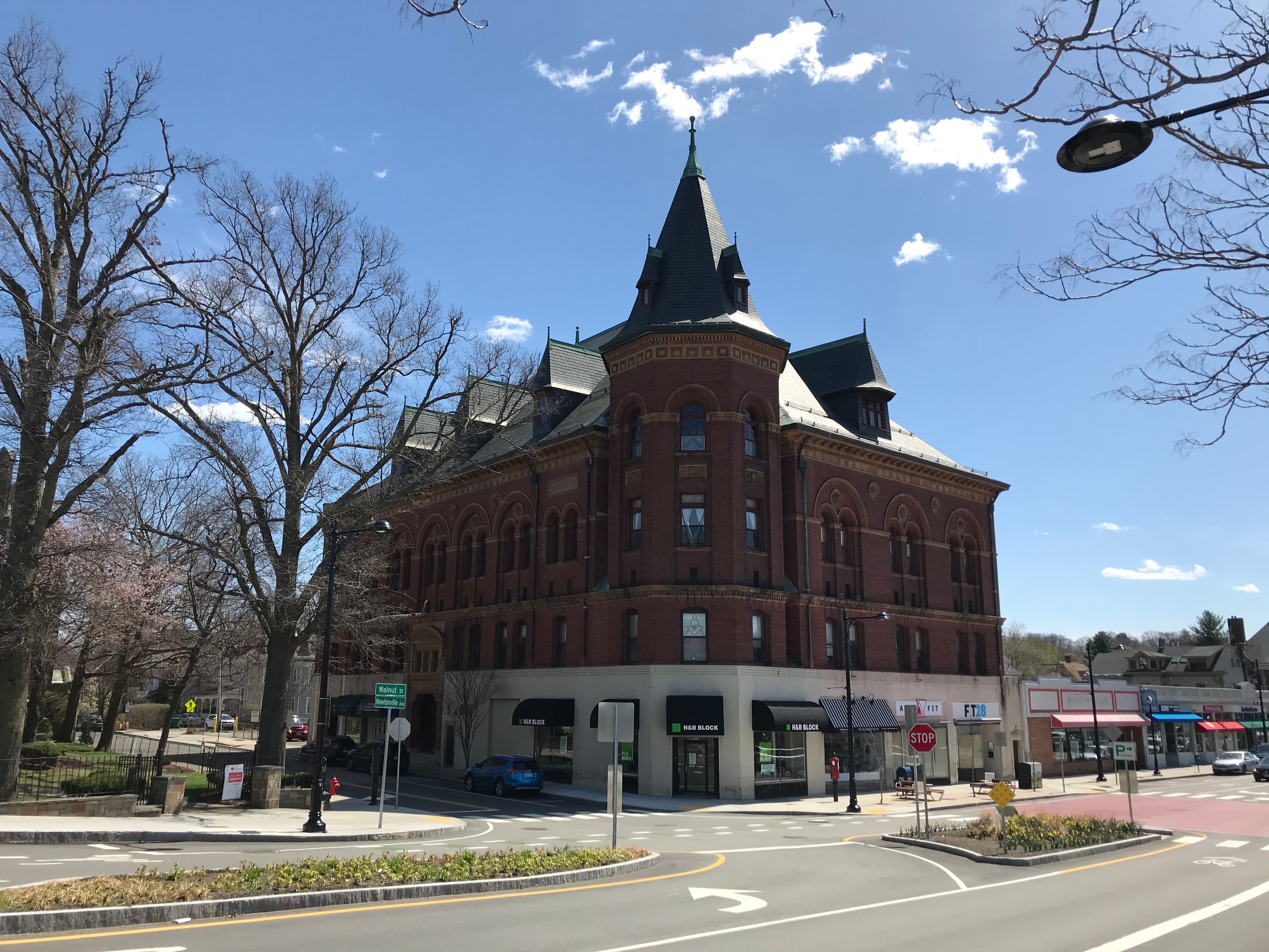 Newtonville Books